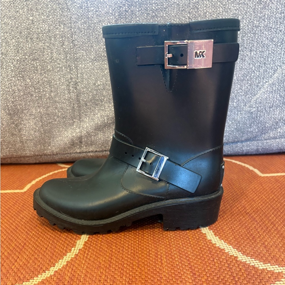 “Moto” boot- rain boot, waterproof and lined